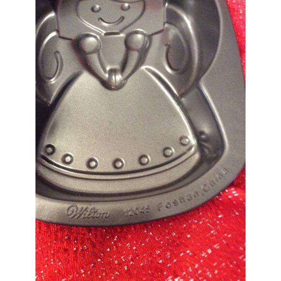 Wilton 12045 Princess Angel Kids Cake pan - Picture 4 of 4